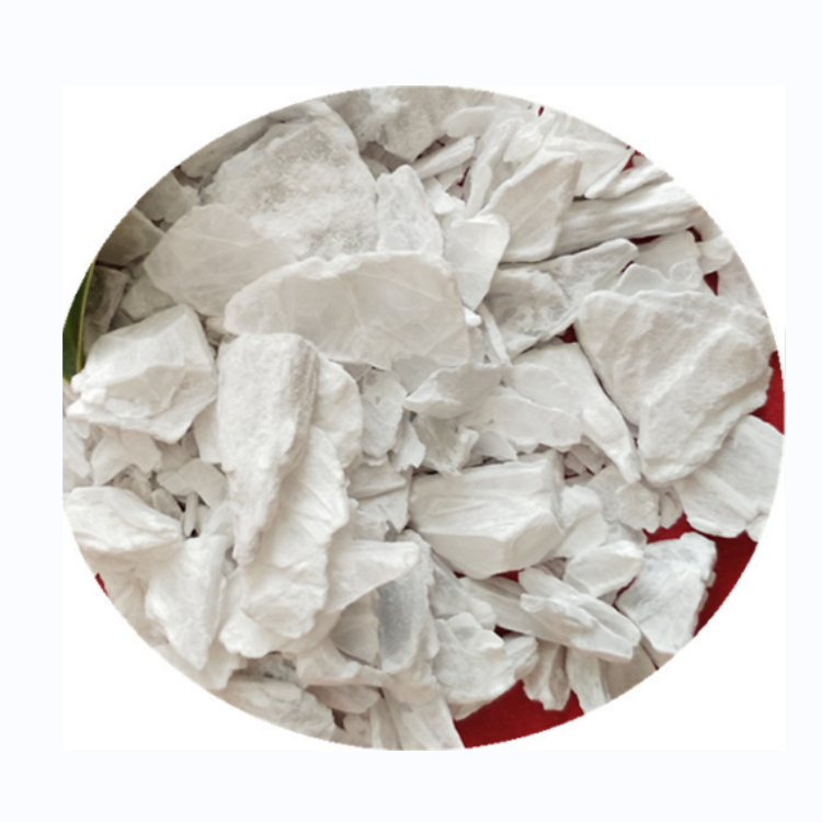 Small anhydrous magnesium chloride in small pieces.png